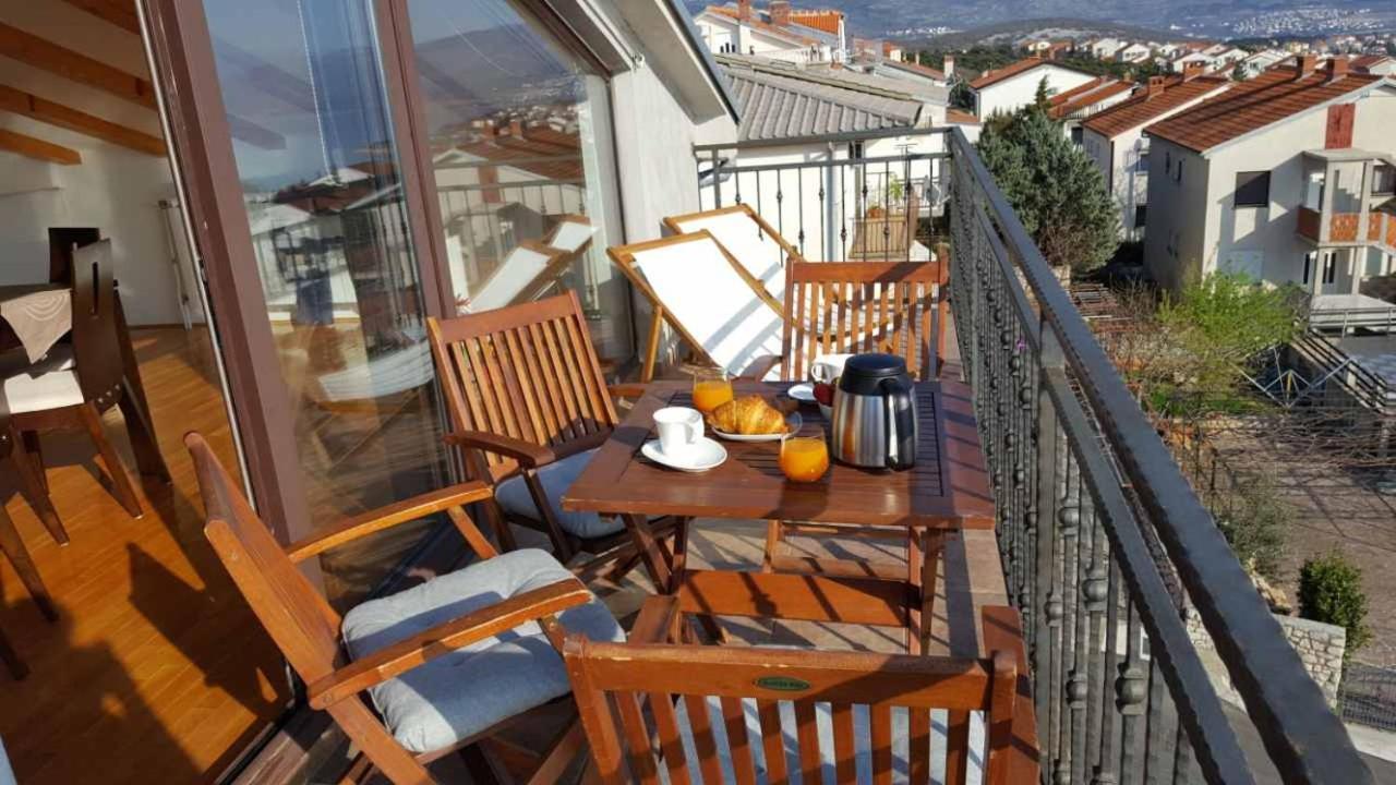 Apartment Jovanović Novi Vinodolski Buitenkant foto